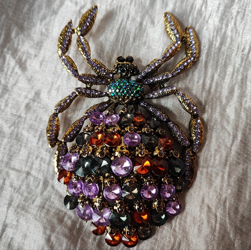 Gigantic Rivoli Rhinestone Brass Spider Brooch Pendant NWOT Halloween Jewelry
